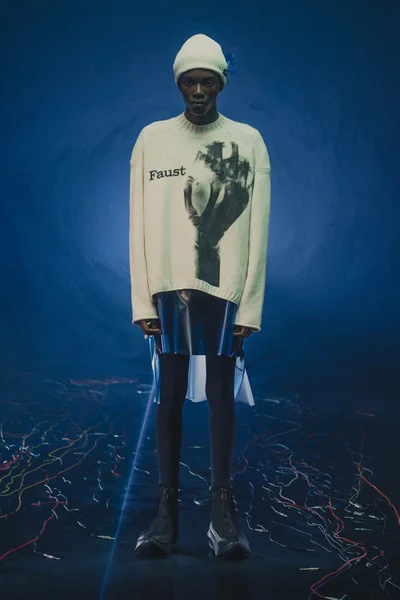 Look 14